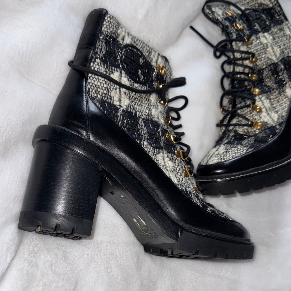 Tory Burch Miller Tweed Lug Sole Lace Up Heeled Boots Size 9.5 NWOT - Picture 5 of 11